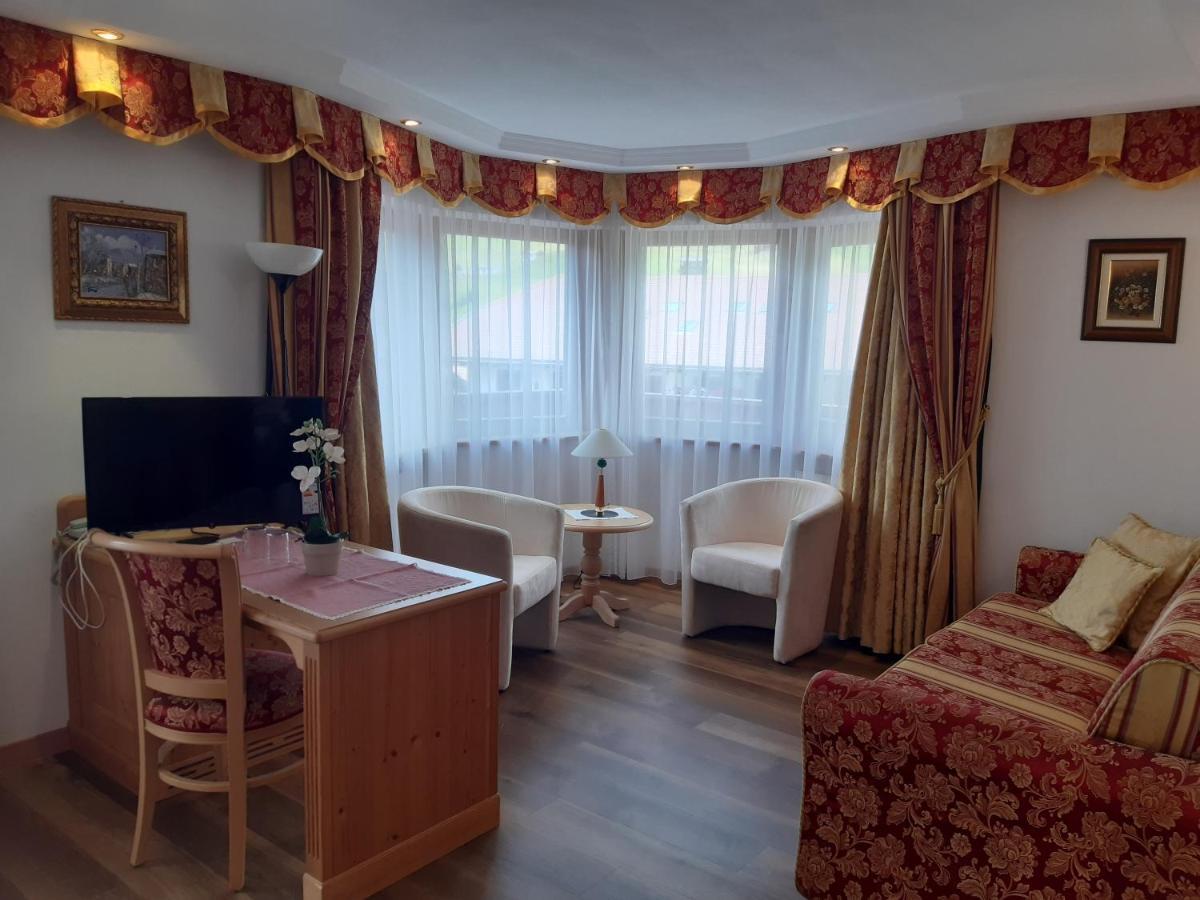 Garni Franca B&B Selva di Val Gardena Extérieur photo