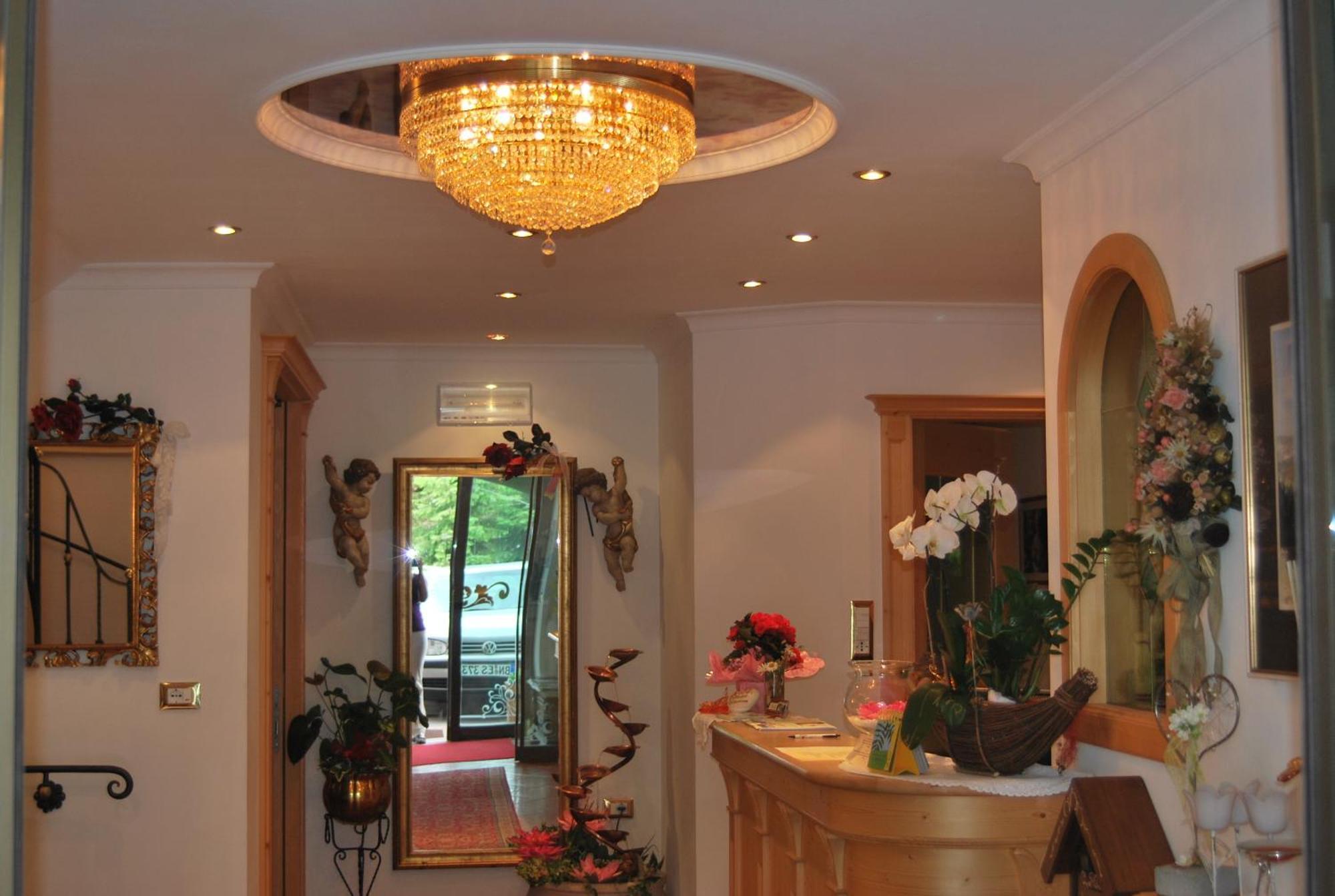 Garni Franca B&B Selva di Val Gardena Extérieur photo