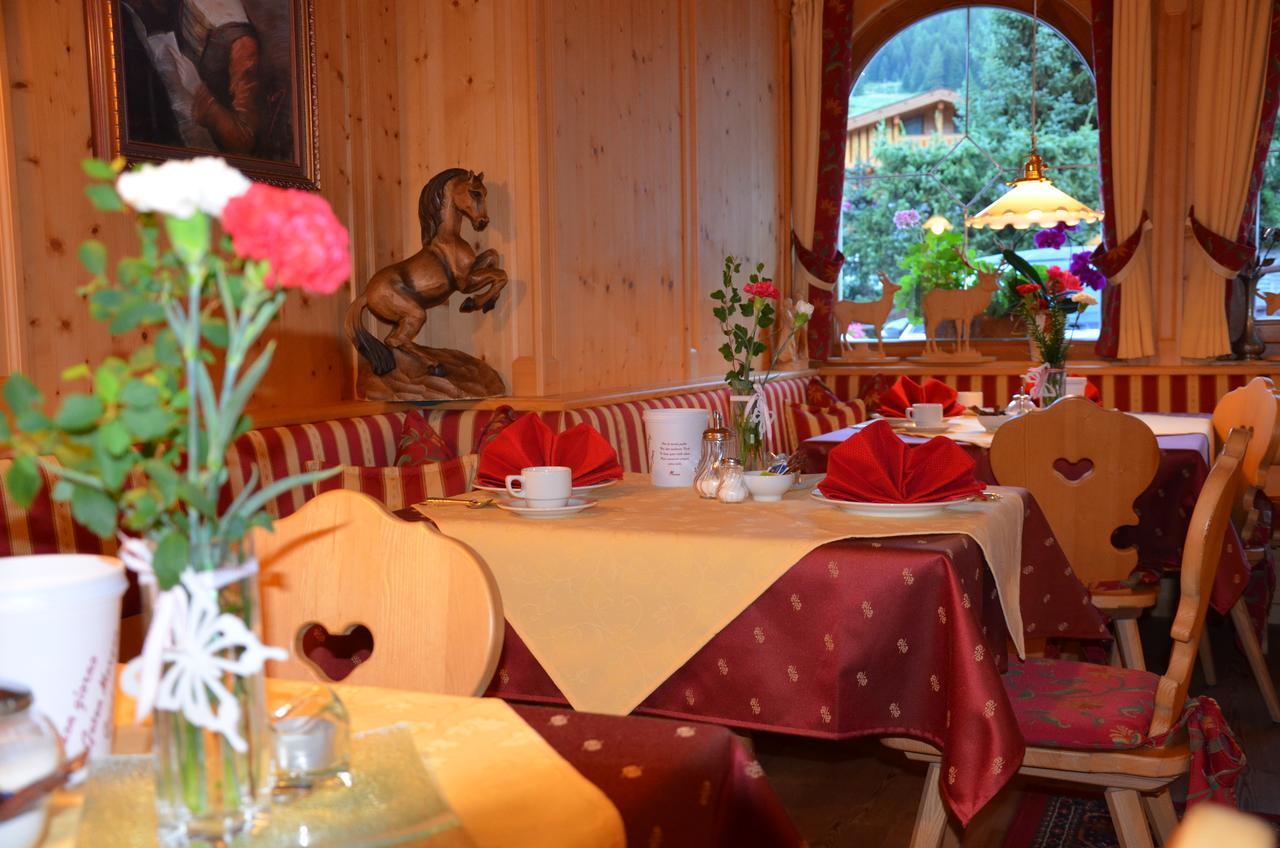 Garni Franca B&B Selva di Val Gardena Extérieur photo